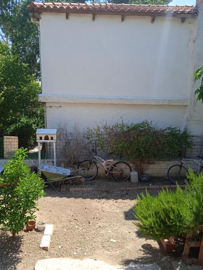 Το Μικρό Σπίτι στη Φάρμα! Διαμέρισμα Αχαρναί Εξωτερικό φωτογραφία